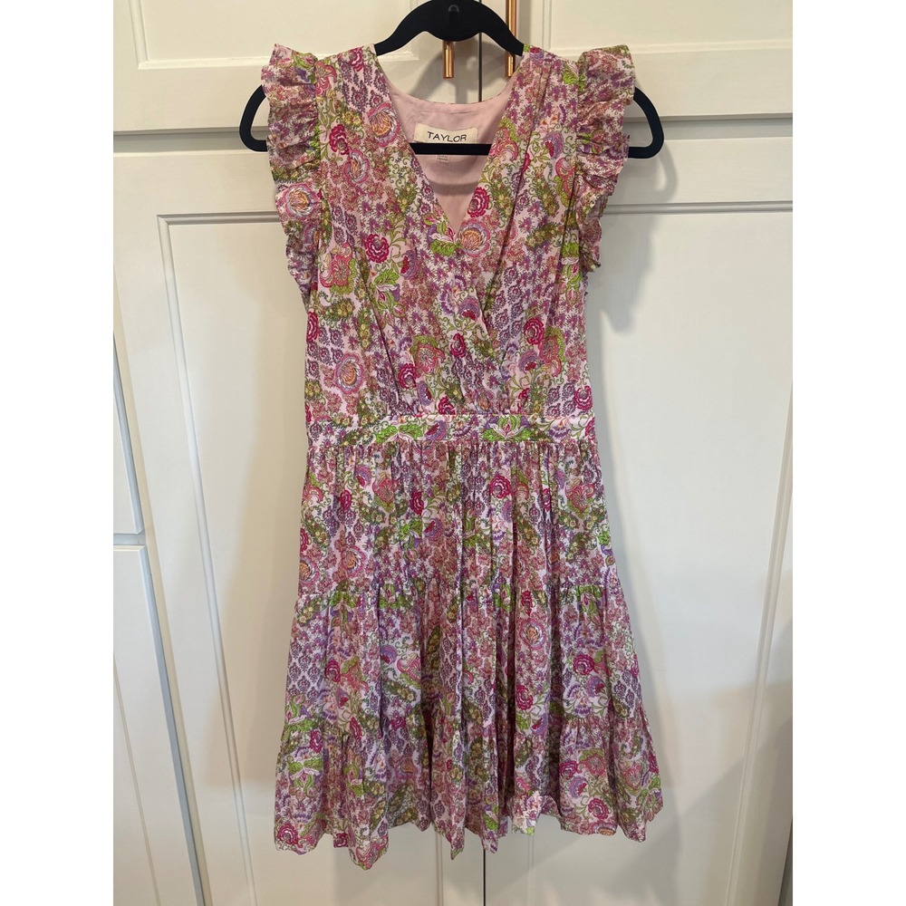 Taylor Pink Green Floral Paisley Ruffle Sleeve Cotton Dress cottagecore
Medium